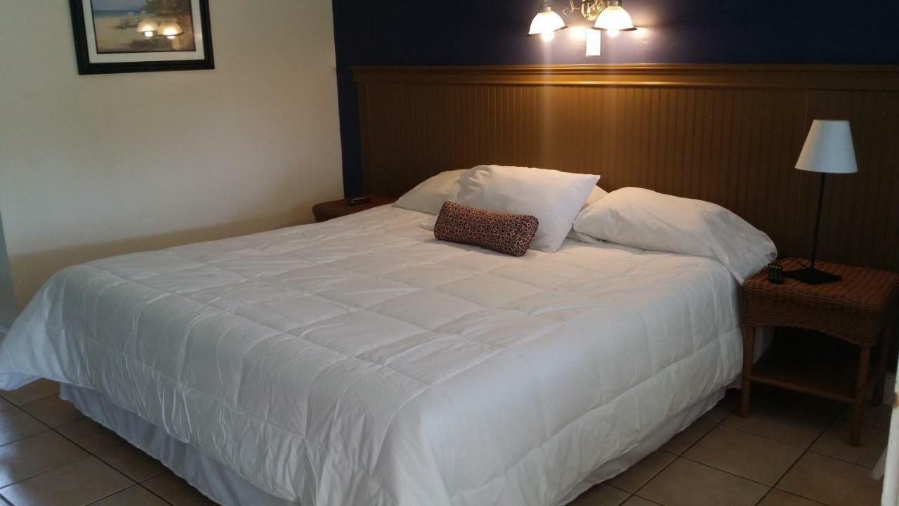 Lake Side Lodge 沃思湖 外观 照片